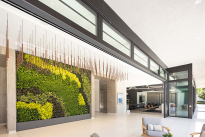 53. Lobby