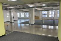 18. Suite 1100