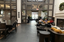 19. Lobby