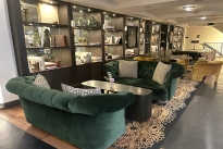21. Lobby