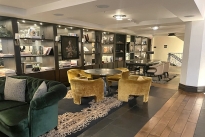 23. Lobby