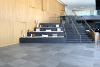 23. Lobby