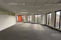 41. Suite 200