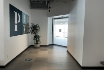 28. Lobby