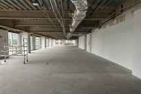 32. Suite 400