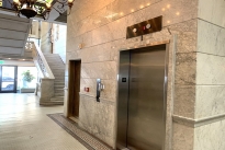 24. Lobby