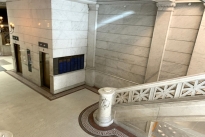38. Lobby