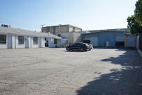 514 Riverdale