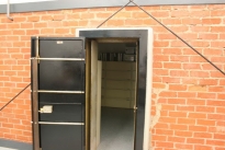 33. Office