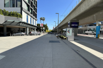 21. Plaza