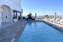 88. Rooftop Pool