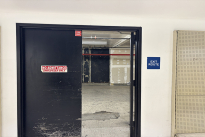 21. Interior 