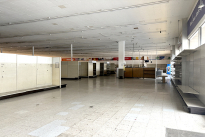 19. Interior 