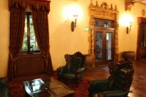 14. Lobby