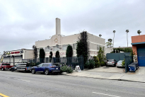 2252 W Washington