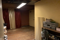 38. Interior
