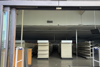 9. Interior 