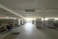 18. Interior 