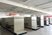 21. Interior 