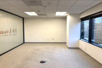 73. Suite 750