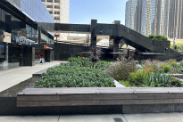 17. Plaza