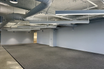 25. 200 Suite 4640 Bldg