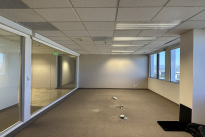 73. 850 Suite 4640 Bldg