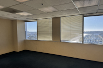 66. 800 Suite 4640 Bldg