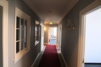 22. Suite 1685