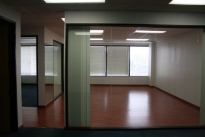 27. Suite 1860