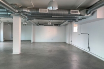 25. Suite 305