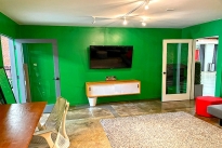 38. Interior