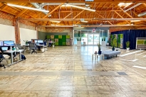 32. Interior