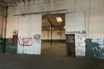 33. Interior