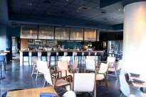 30. Bar
