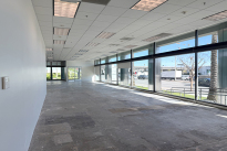 39. 909 Bldg. 100 Ste.