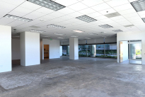 40. 909 Bldg. 100 Ste.