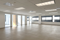 52. 909 Bldg. 210 Ste.