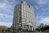 800 North Brand