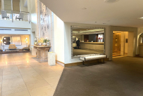 24. Lobby