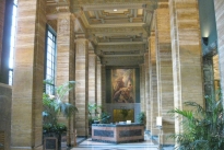 6. Lobby
