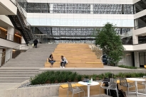 86. Lobby
