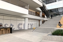 87. Lobby
