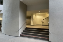 76. Lobby
