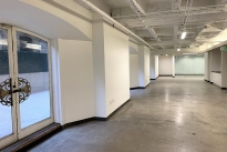 51. Suite 220