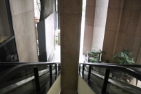 8. Escalator
