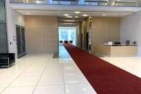 32. Lobby