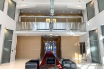 36. Lobby