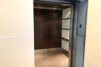 34. Lobby