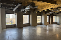 179. Suite 1001
